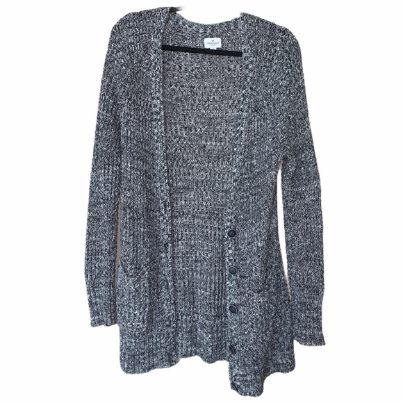 American Eagle Outfitters Sweaters - American Eagle oversized button up long cardigan.